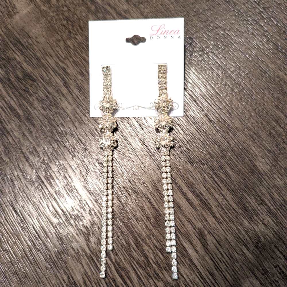 NWT Linea Donna Rhinestone drop earrings